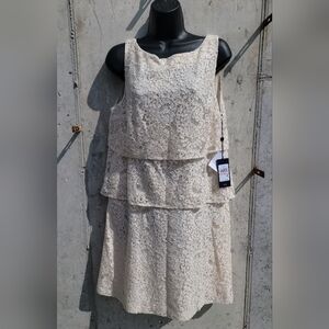 NWT Size 10 Tommy Hilfiger Creme Lace Sleeveless Midi Dress
